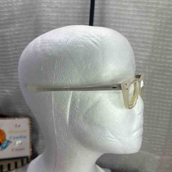 (Z6) FRAME FRANCE, vintage pearly white glasses for girls - Picture 7 of 12